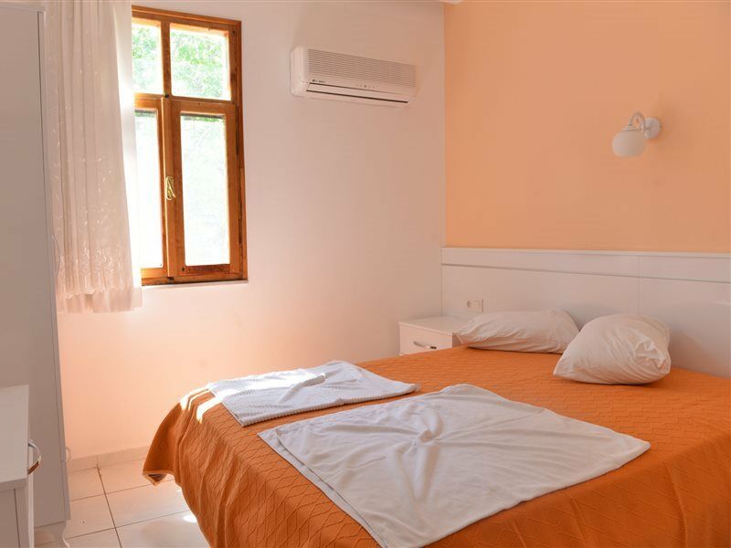 Villa Turk Apartment Ovacık Buitenkant foto